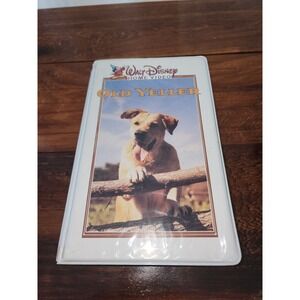 Walt Disney Old Yeller on VHS Movie Clamshell Case